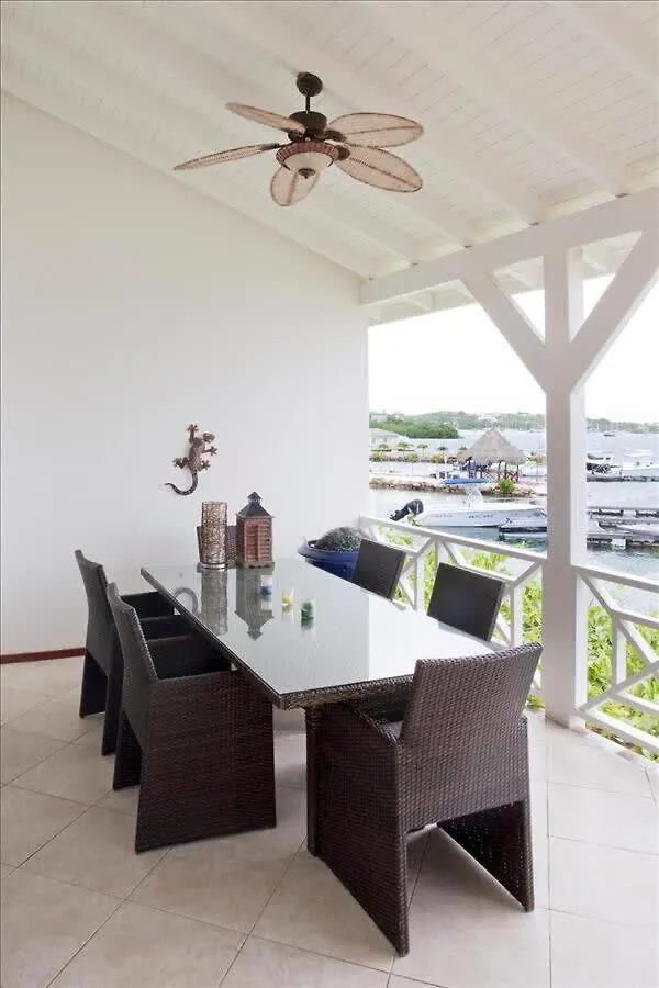 Apartamento Masbango Appartement With View Of Spanish Water Jan Thiel